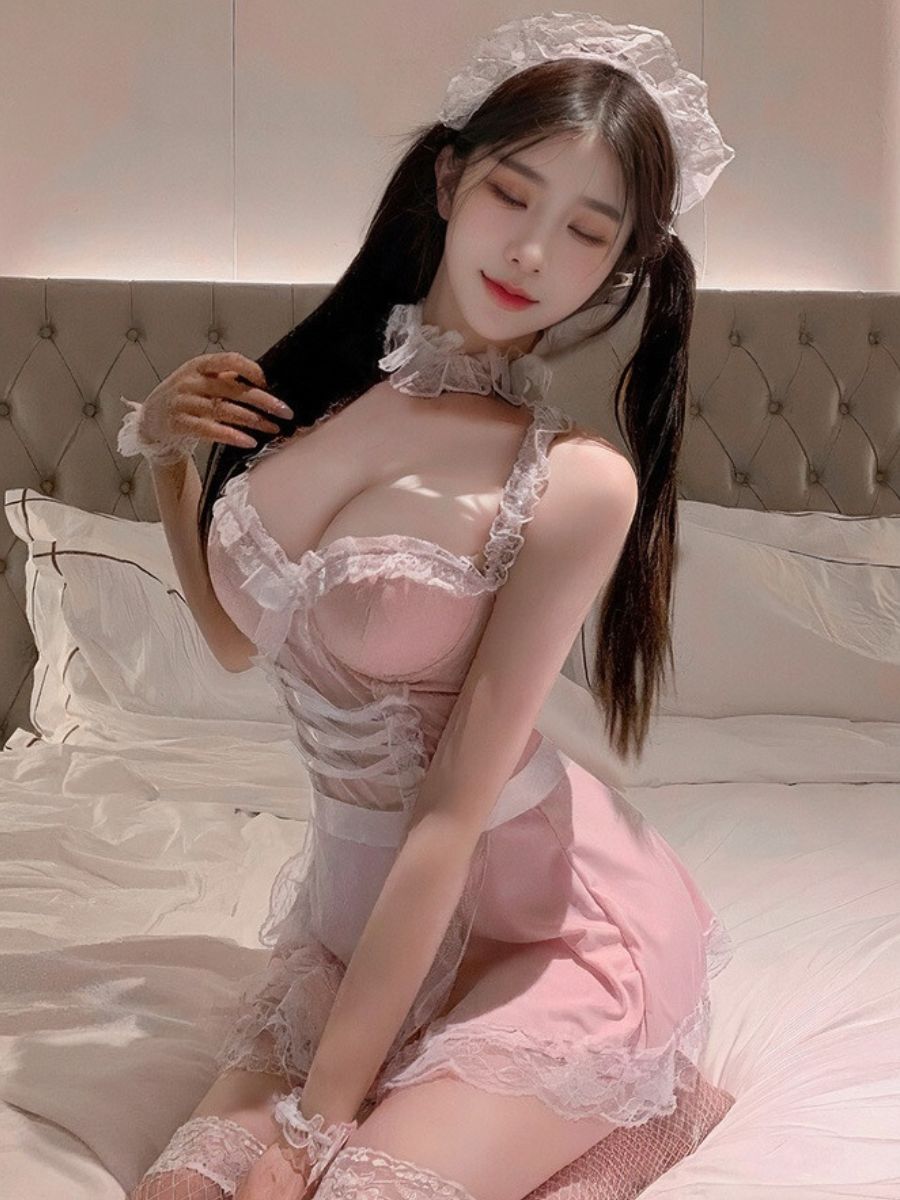Flirty French Maid Uniform