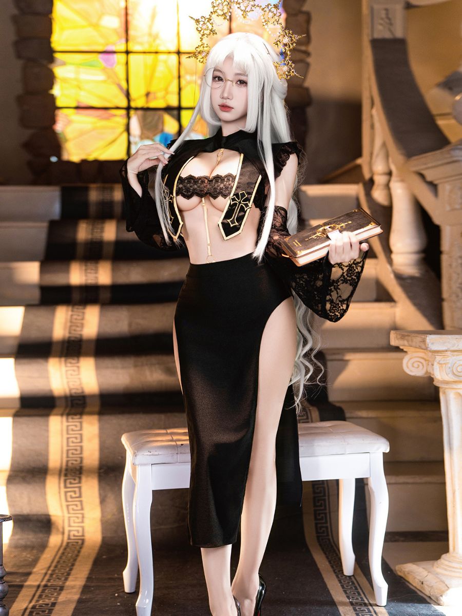 Gothic Nun Cosplay Lingerie Set Open Cup Black High Slit Nun Costume